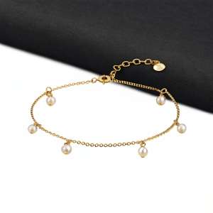 Soft Glow Pearl Charm Bracelet